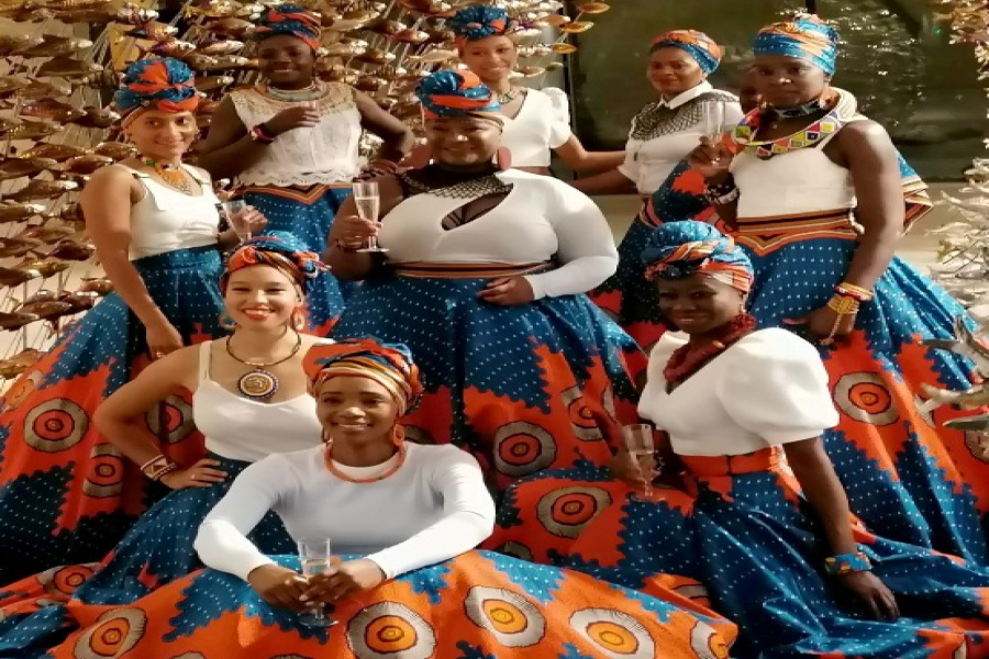 Anna Mudeka & The African Choir of Norfolk - Connecting Cultures Music Worldwide